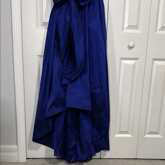 Adrianna Pappel Elegant Blue and Floral Gown - Picture 4 of 4